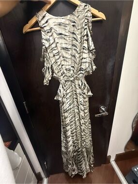 Topshop Cream and Black Zebra-Print Maxi Dress